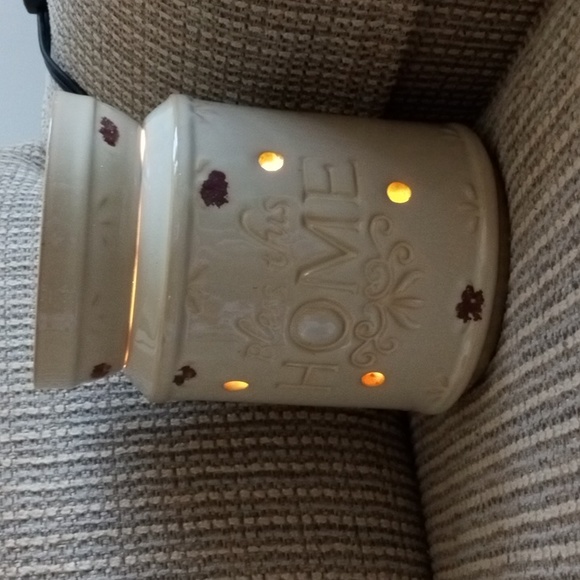 Wax warmer by Illumination in "Bless this Home". NWT - Picture 1 of 7